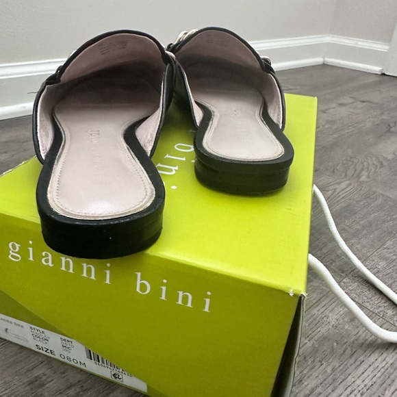 Gianni Bini Magley Mules Size 8 - Picture 3 of 5